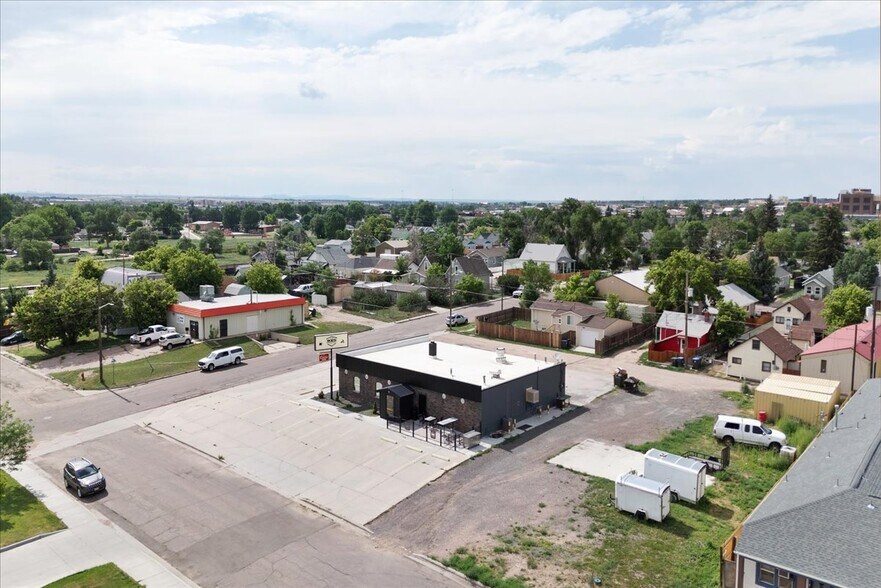 More Photos Of 122 W 6th St, Cheyenne Light Distribution For Lease