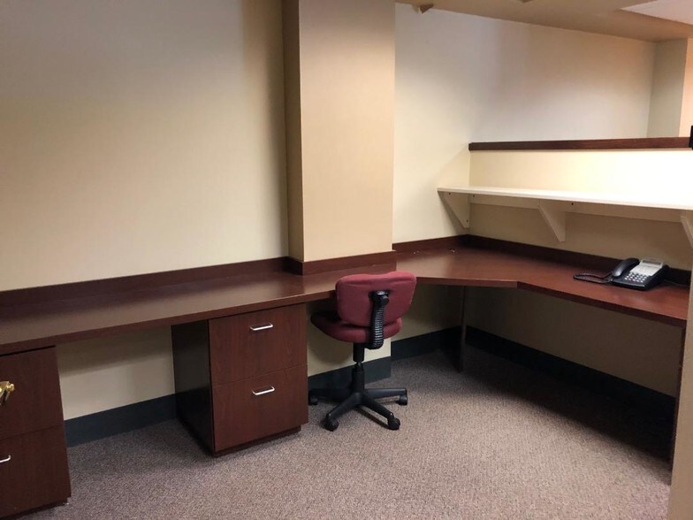 More Photos Of 1100 Summit Dr, Greensburg Office For Sale
