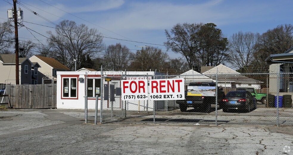 More Photos Of 900 E Little Creek Rd, Norfolk Garden Center For Lease