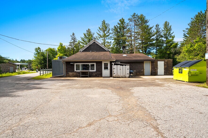More Photos Of N12808 Northway Dr, Athelstane Restaurant For Sale