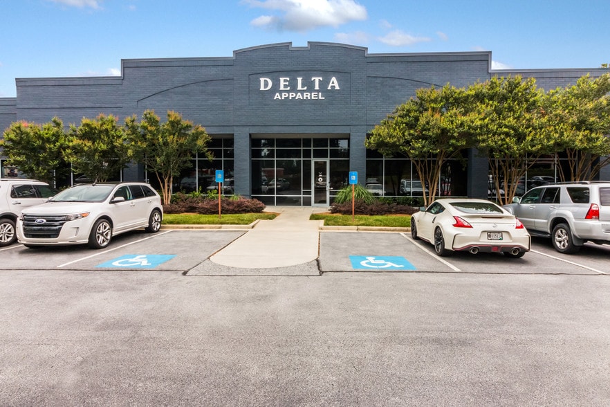 More Photos Of 6700 Sugarloaf Pky, Duluth Unknown For Lease