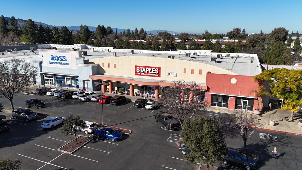 More Photos Of 101-125 Bernal Rd, San Jose Unknown For Lease