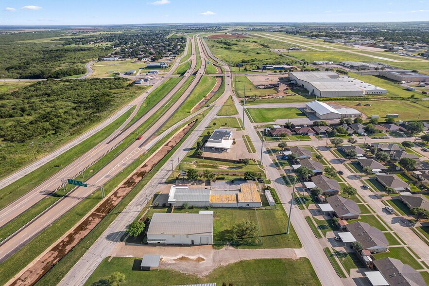 More Photos Of 4200 Henry S Grace Fwy, Wichita Falls Office For Lease