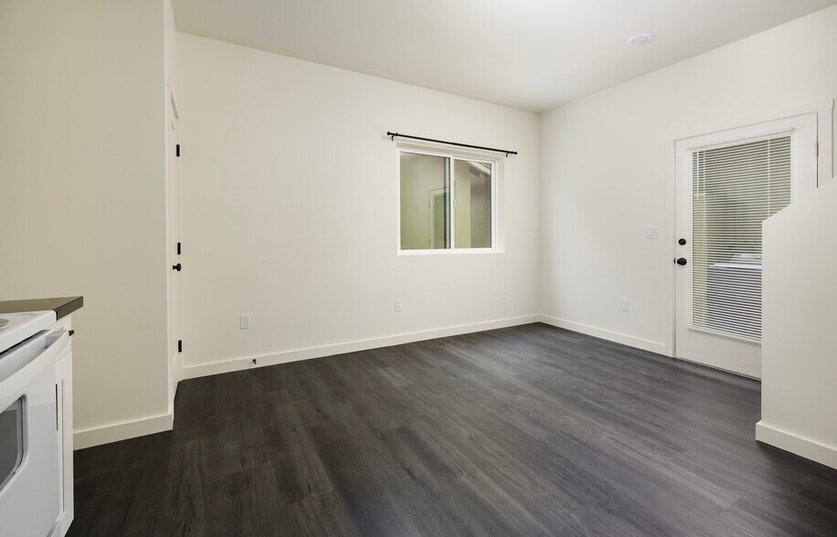 More Photos Of 6880 Pasado Rd, Isla Vista Apartments For Sale