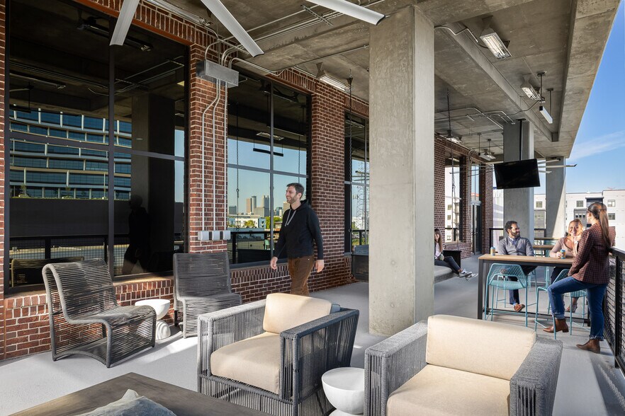 More Photos Of 1115 Howell Mill Rd NW, Atlanta Office For Lease