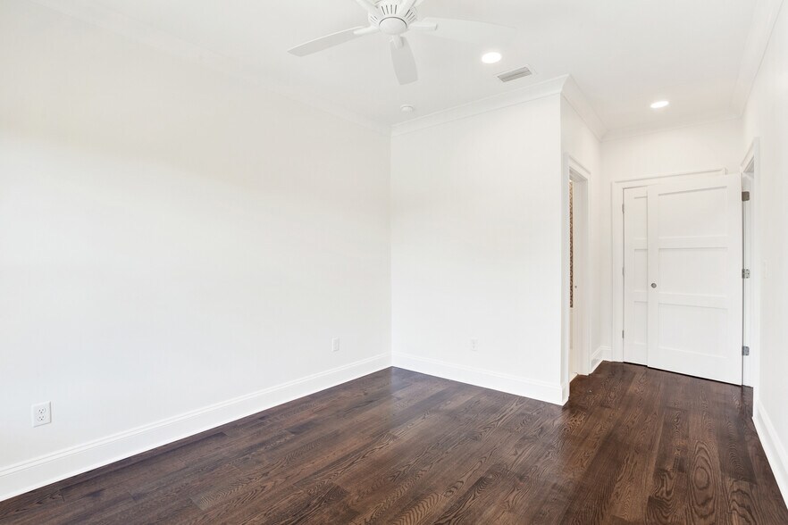 More Photos Of 104 17th pl, Tybee Island Multifamily For Sale