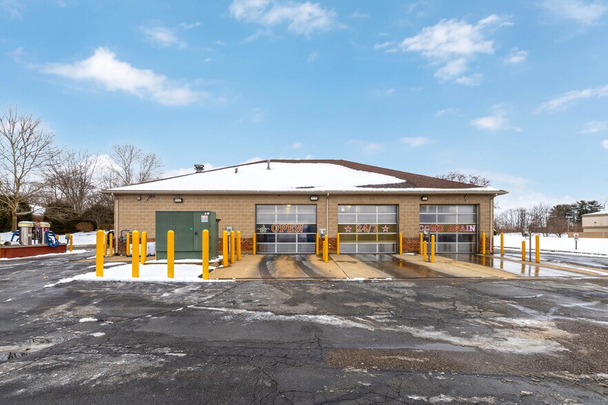 More Photos Of 732 Corylus Dr, Pataskala Carwash For Sale