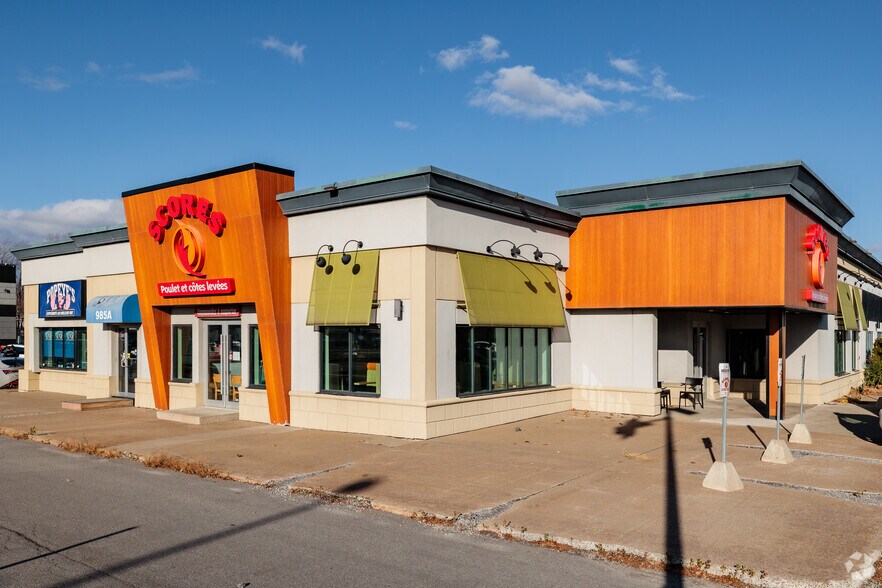 Primary Photo Of 983-985 Boul Saint-Jean, Pointe-claire Freestanding For Lease