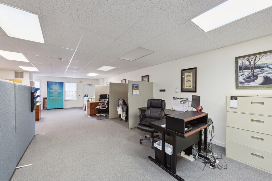 More Photos Of 23-34 Regency Plz, Glen Mills Medical For Sale