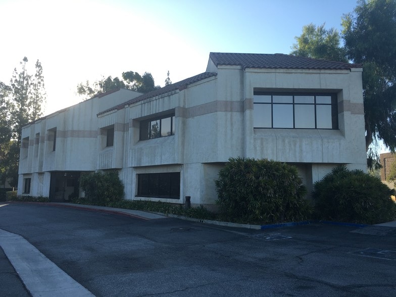 More Photos Of 1175 E Garvey St, Covina Loft Creative Space For Lease