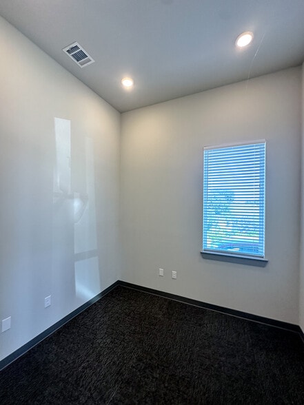 More Photos Of , Plano Office For Sale