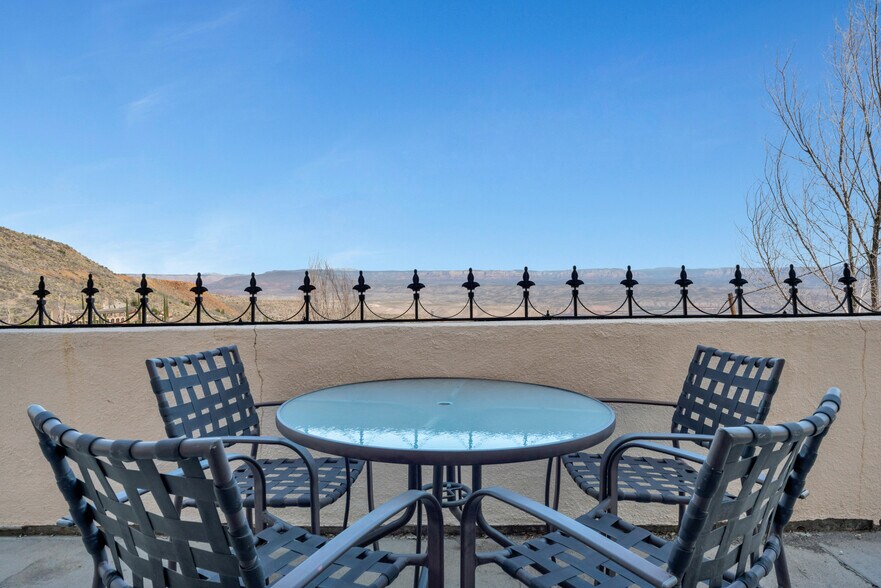 More Photos Of 222 First Ave, Jerome Multifamily For Sale