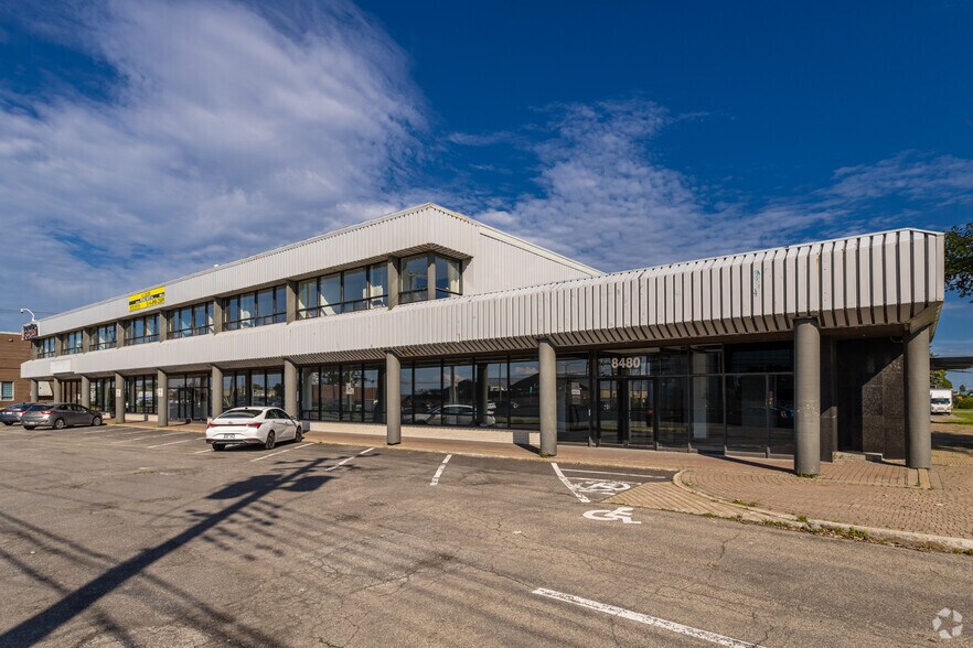 More Photos Of 8400 Ch De La Côte-De-Liesse, Montréal Industrial For Sale