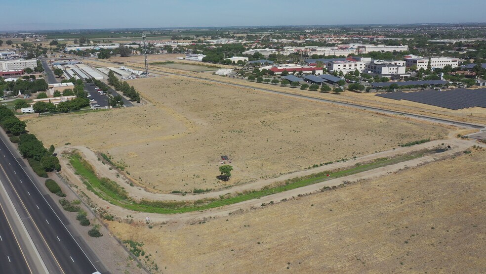 More Photos Of Highway 198 Hwy @ 12th Street, Hanford Land For Sale