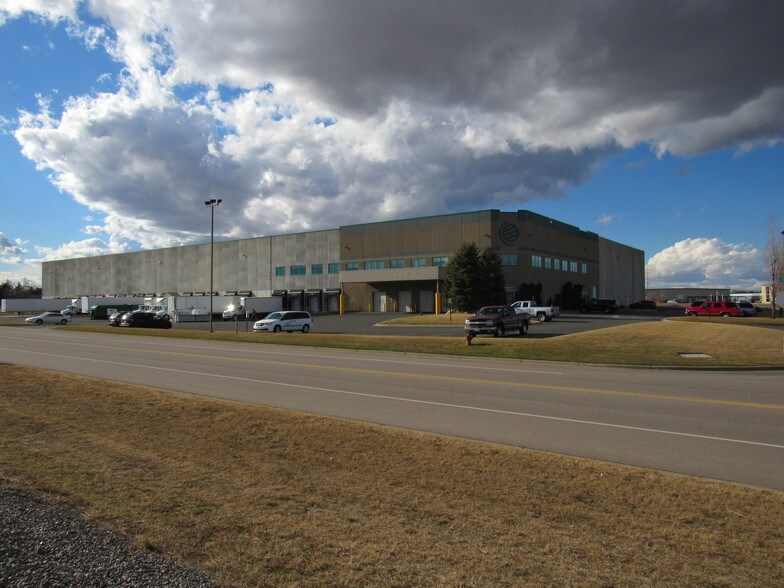 More Photos Of 12940 Prosperity Ave, Becker Distribution For Lease