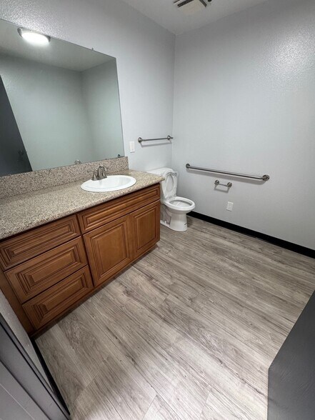 More Photos Of 2500 Fairview St, Santa Ana Unknown For Lease