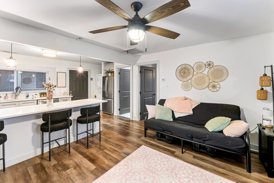 More Photos Of 1415 Highland Ave, Knoxville Multifamily For Sale