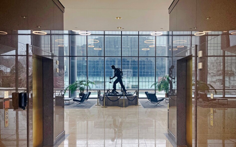 More Photos Of 8801 S Yale Ave, Tulsa Unknown For Lease