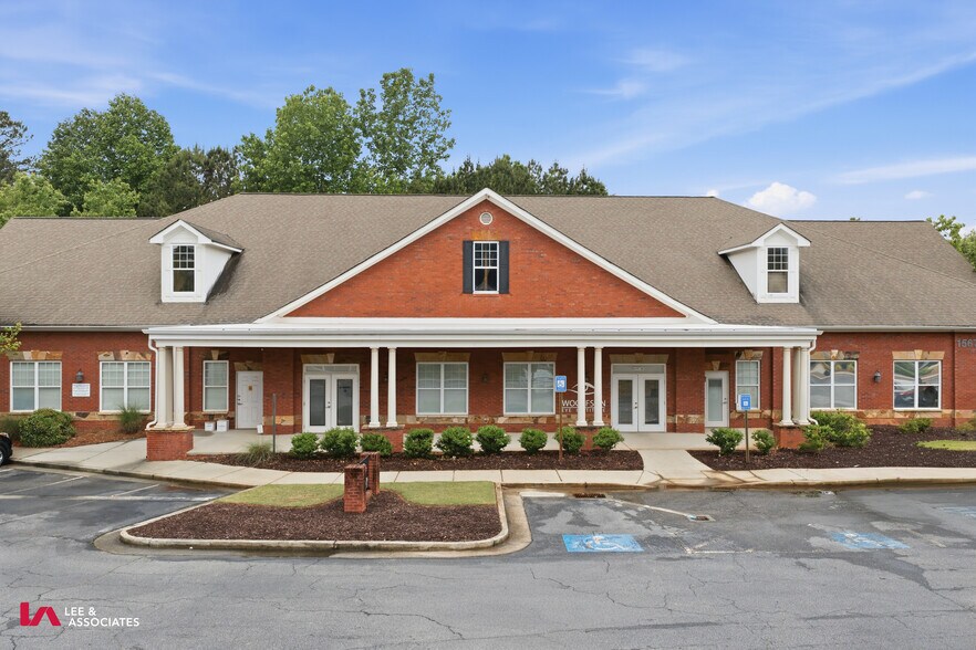 More Photos Of 1567 Janmar Rd, Snellville Medical For Lease