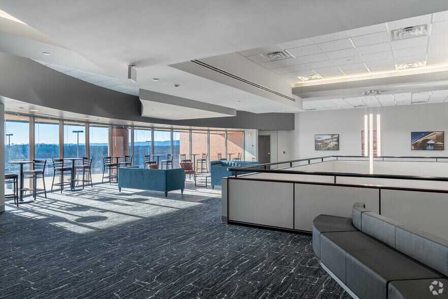 More Photos Of 150 Corporate Center Dr, Camp Hill Unknown For Lease