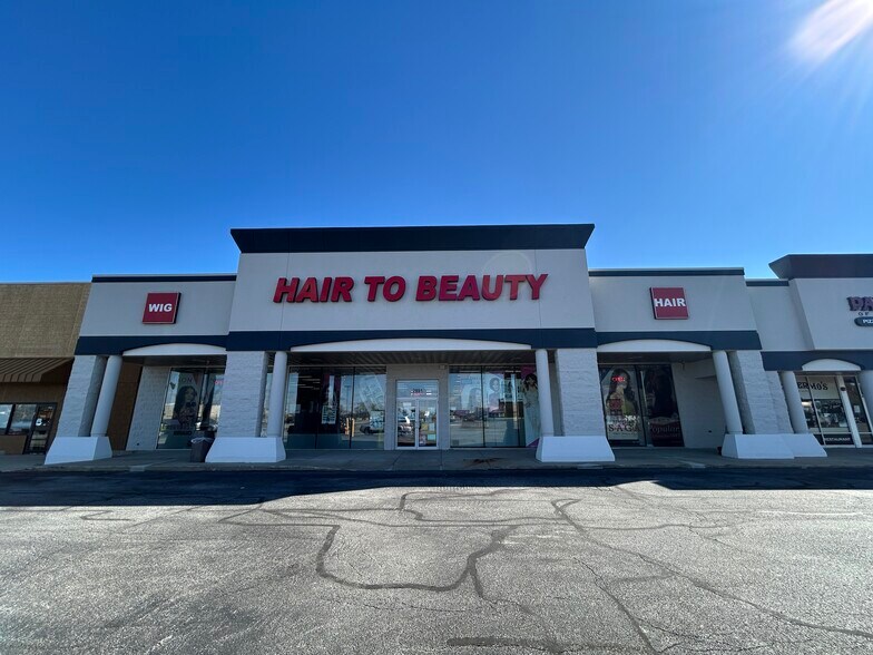 More Photos Of 2885-2891 E 81st Ave, Hobart Freestanding For Lease