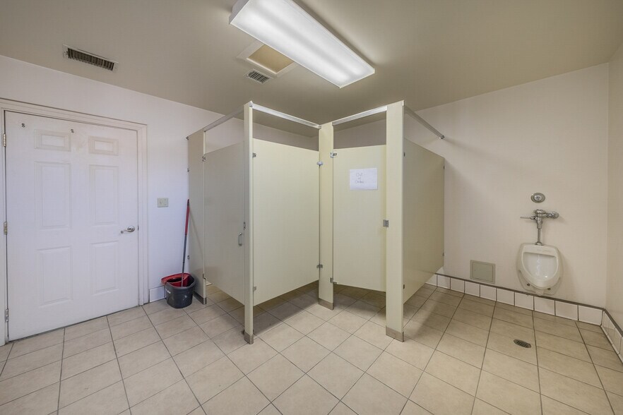 More Photos Of 2300 Pacific Ave, Long Beach Medical For Sale