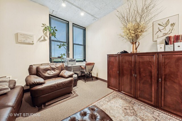 More Photos Of 111 N Wabash Ave, Chicago Office For Sale