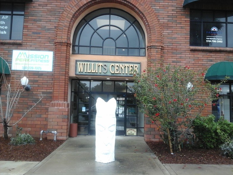 More Photos Of 3755 Washington Blvd, Fremont Office For Lease