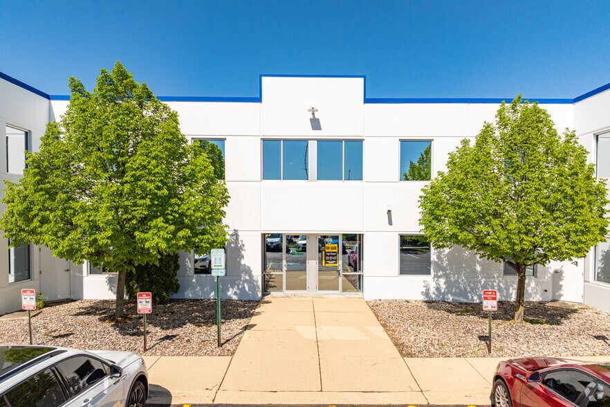 More Photos Of 2600 Beverly Court, Suite 107,, Aurora Light Distribution For Lease