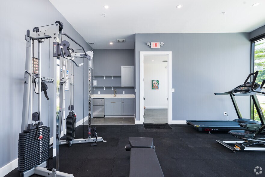 More Photos Of 2100 Miami Rd, Fort Lauderdale Apartments For Sale