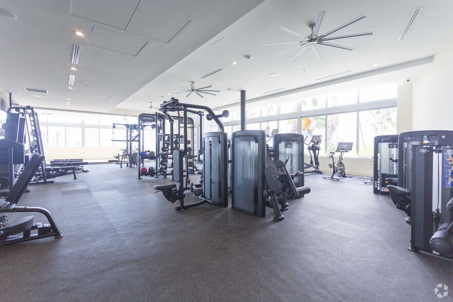 More Photos Of 180 NE 29th St, Miami Apartments For Lease