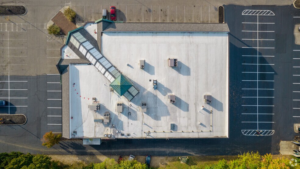 More Photos Of 1126 Henderson Rd, Columbus Freestanding For Sale