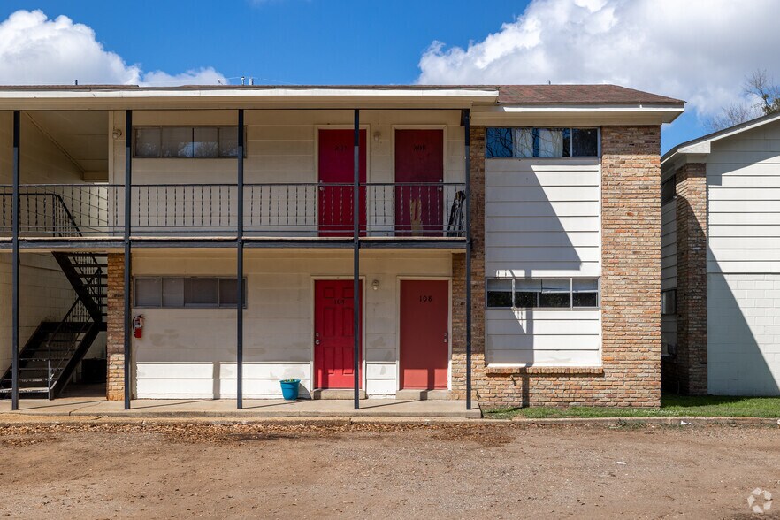 More Photos Of 2219 Dauphin Island Pky, Mobile Apartments For Sale