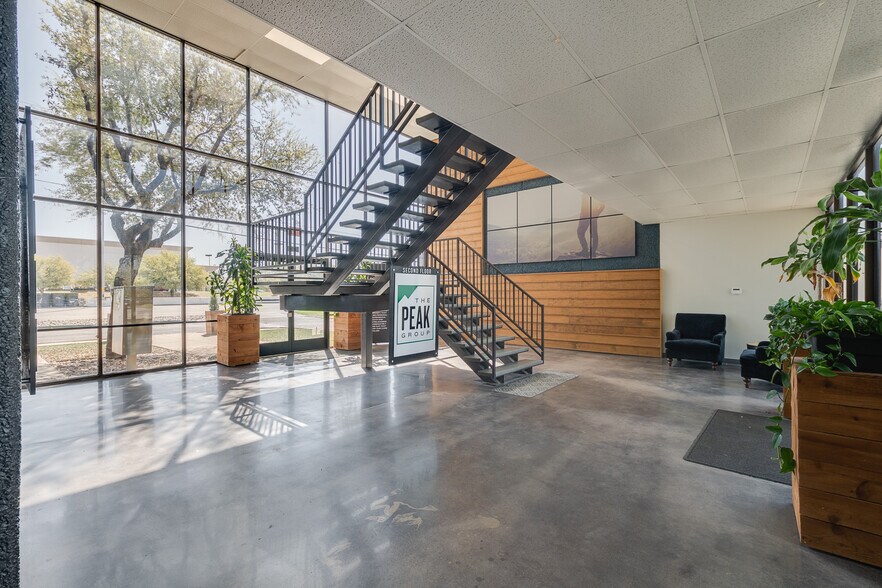 More Photos Of 4925 Davis Blvd, North Richland Hills Office For Sale