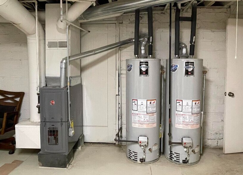 More Photos Of 919 W 3rd St, Peoria Apartments For Sale