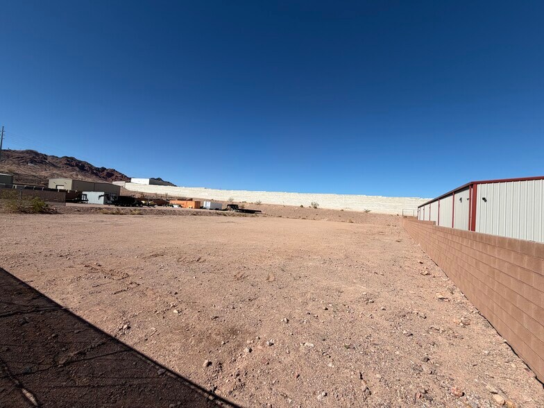 More Photos Of 803 Industrial Ct, Boulder City Land For Lease