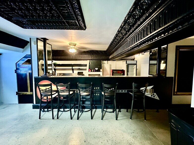 More Photos Of 832 Gallia St, Portsmouth Theater Concert Hall For Sale