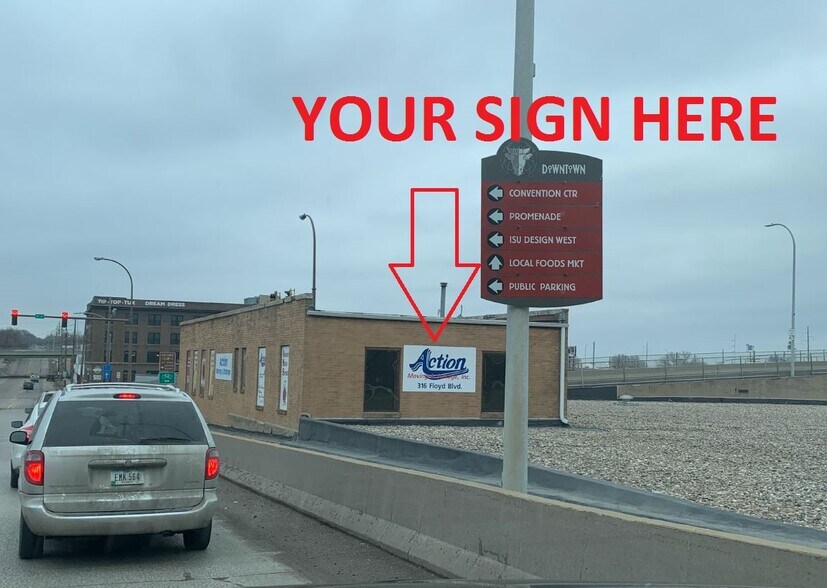 More Photos Of 1300 4th St, Sioux City Showroom For Lease