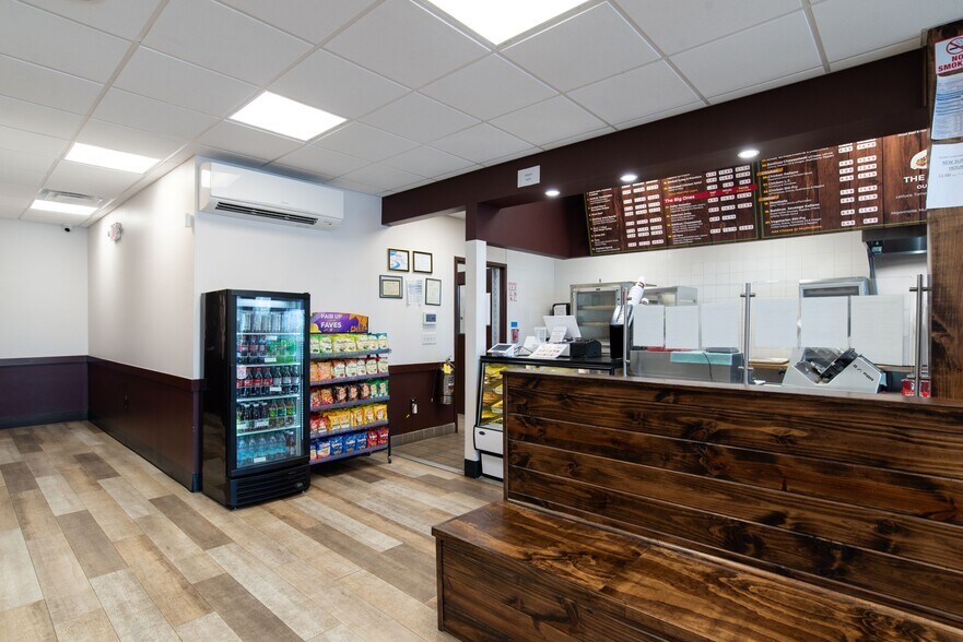 More Photos Of , Dallas General Retail For Sale