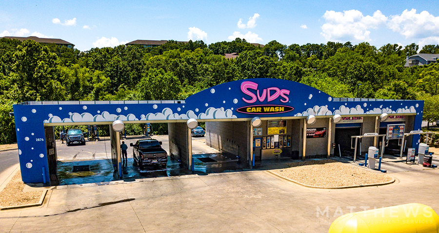 Primary Photo Of 2876 Green Mountain Dr, Branson Carwash For Sale