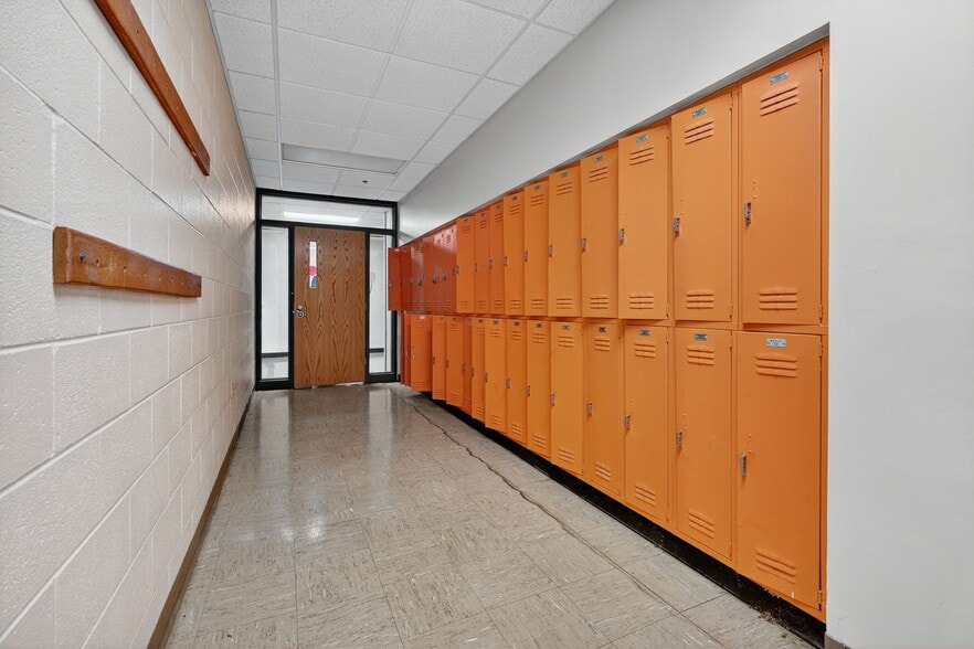 More Photos Of 1918 Mechanicsburg Rd, Springfield Rehabilitation Center For Sale