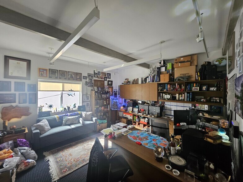 More Photos Of 1635 Pontius Ave, Los Angeles Medical For Lease