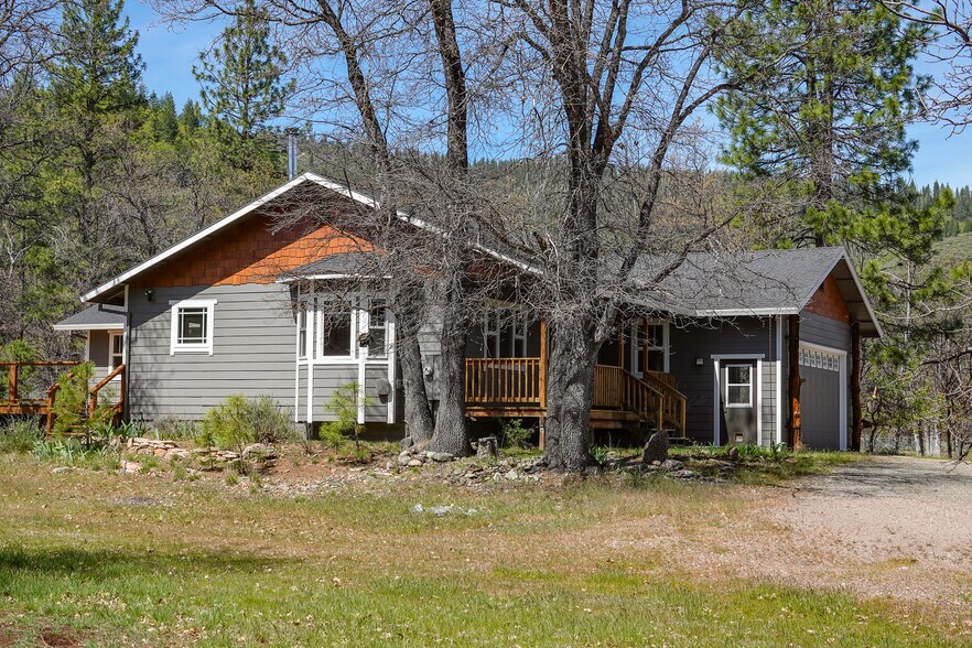 More Photos Of 2003 Kidder Creek Rd, Greenview Land For Sale