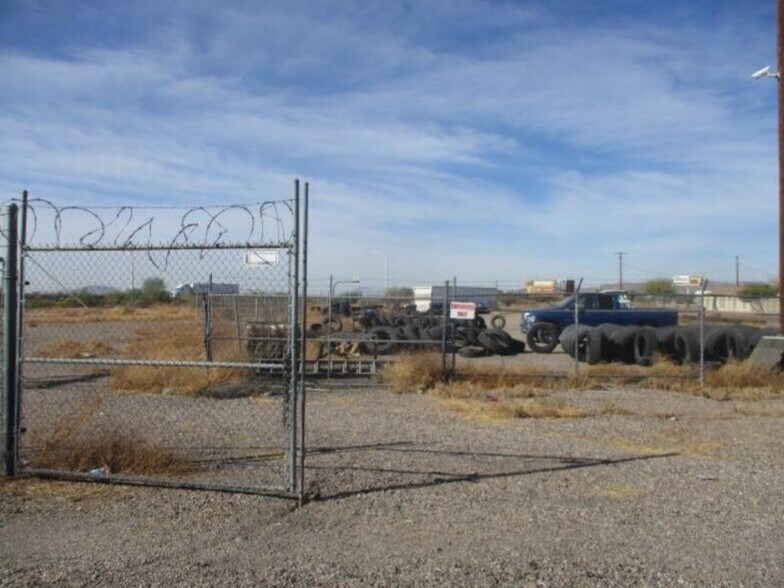 More Photos Of 3192 N Pearce St, Eloy Warehouse For Sale