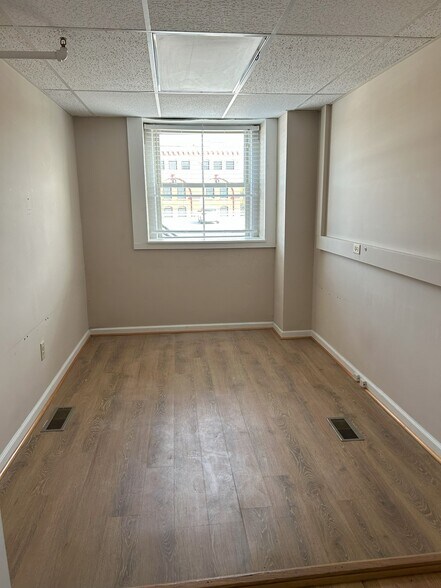 More Photos Of 922 Main St, Lynchburg Apartments For Lease