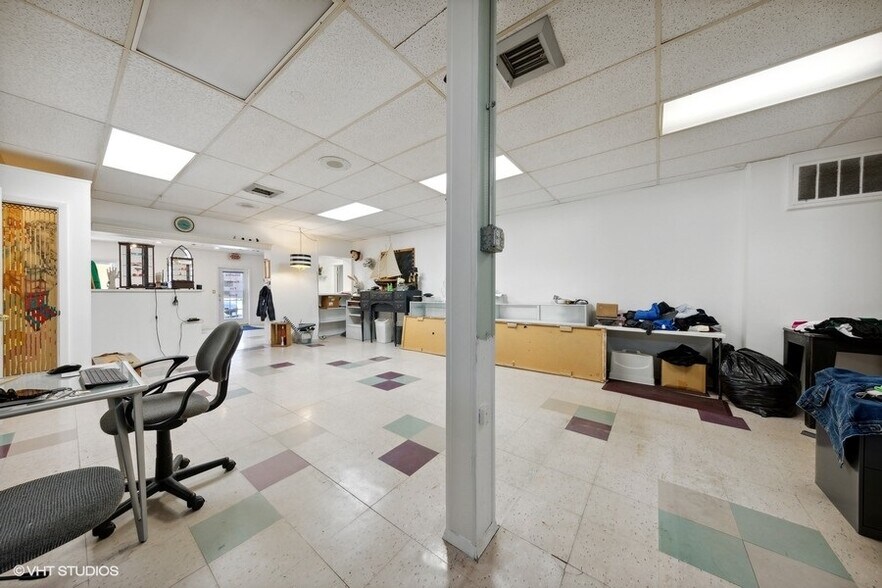 More Photos Of 110-112 Willow Ave, Wheaton Storefront Retail Residential For Sale