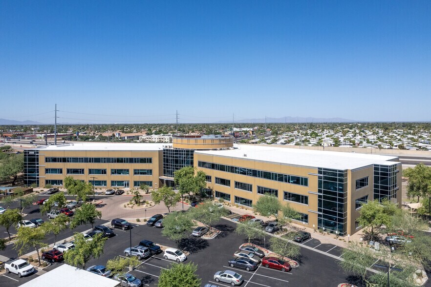 More Photos Of 2550 W Union Hills Dr, Phoenix Office For Lease