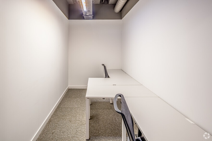 More Photos Of 25 Wilton Rd, London Coworking Space