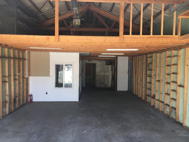 More Photos Of 4235 Jason St, Denver Warehouse For Sale
