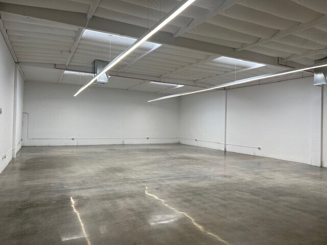 More Photos Of 5900 Smiley Dr, Culver City Warehouse For Lease